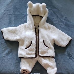 NWOT Baby Gap micro fleece bear pram